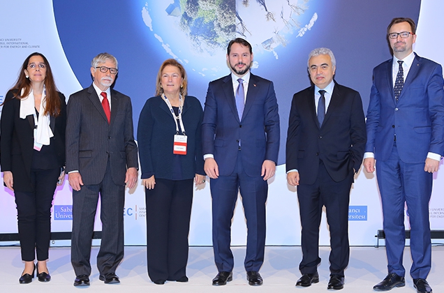 IICEC 8. Uluslararası Enerji ve İklim Forumu yapıldı