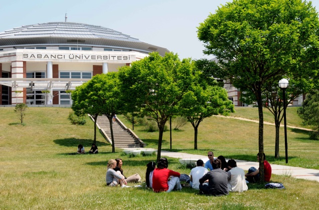 Sabancı Üniversitesi’nin Lise Yaz Okullarına 23 ilden ve 4 ülkeden toplam 565 öğrenci katıldı