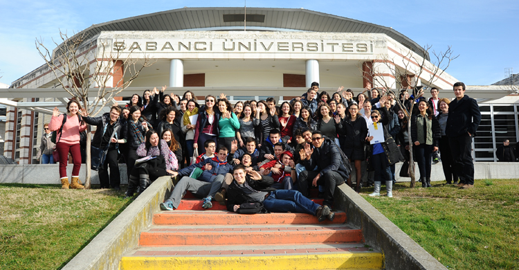 Üsküdar Amerikan Lisesi öğrencilerini ağırladık