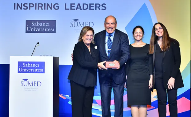 Muhtar Kent spoke at the Inspiring Leaders Conference