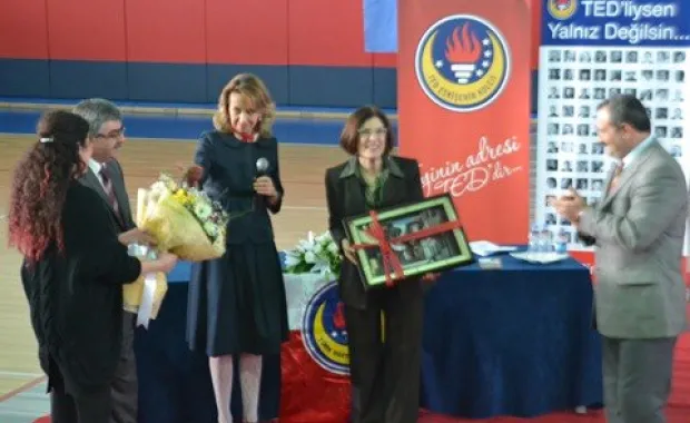 Nakiye Boyacıgiller met with students and parents of the TED Eskişehir School