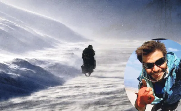 A record at 4700 meters: Graduate Yiğit Tekşen goes on an adventure on two wheels
