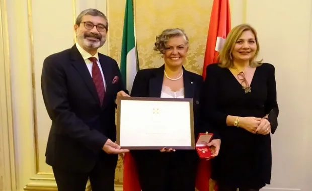 Öğretim Üyemiz Ayşe Betül Çelik’e İtalya Liyakat Nişanı verildi