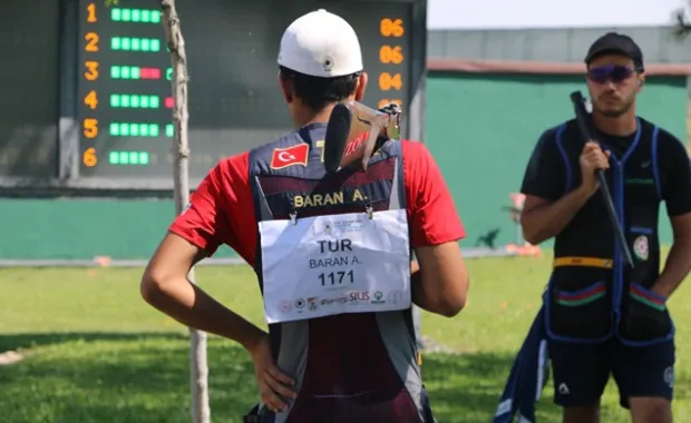 Ahmet Baran’a Gümüş Madalya