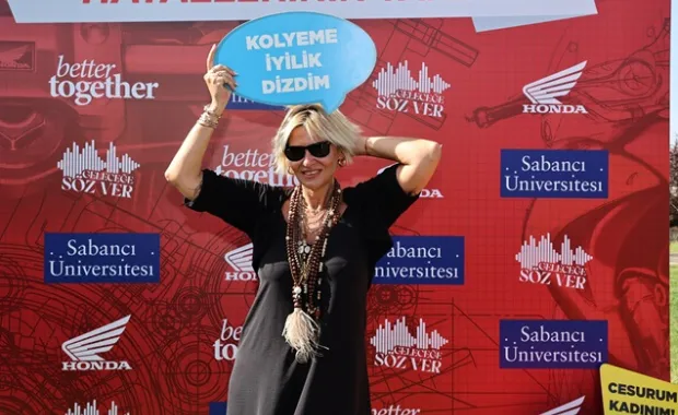 Ayşe Arman “Sakajewa İyilik Kolyeleri” ile Mezunlar Buluşmasındaydı