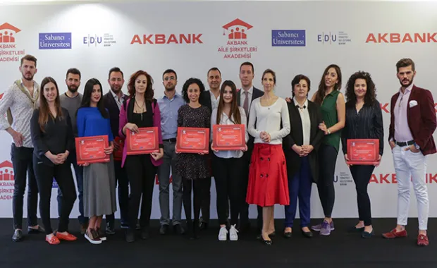 “Akbank Aile Şirketleri Akademisi”nde bahar dönemi mezuniyeti
