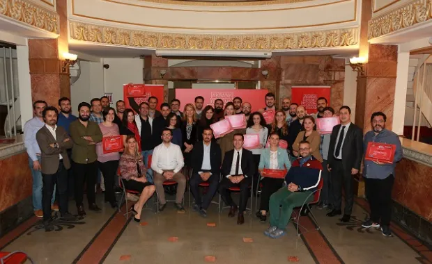 Akbank Girişimci Geliştirme Programı 14. dönem mezunlarını verdi