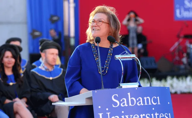 Güler Sabancı'nın 2015 Mezuniyet Konuşması