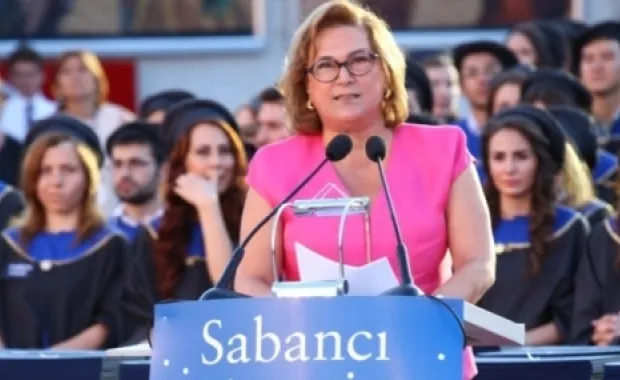 Güler Sabancı'ya Hong Kong'dan Fahri Doktora...