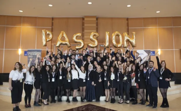 İş ve sanat dünyasının ünlü isimleri IMIS’17 PASSION’da gençlerle buluştu