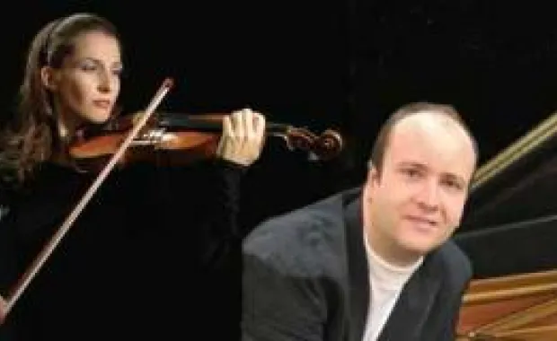 Saraylardan Çadırlara Konser