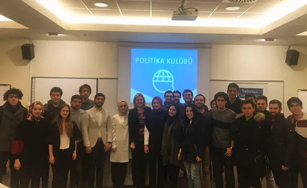 Politika Kulübü ABD Başkonsolosu Jennifer Davis'i ağırladı