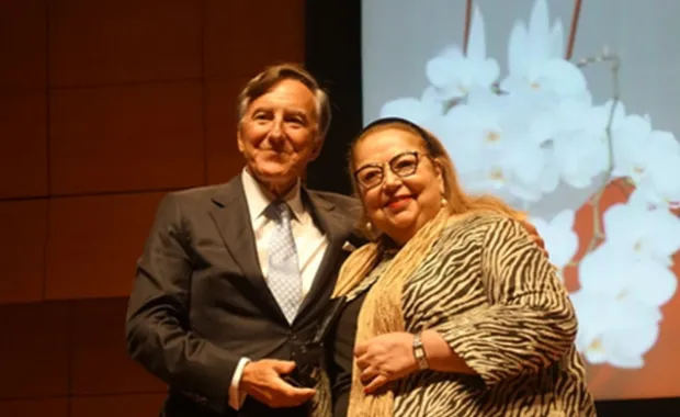 İstanbul Müzik Festivali Onur Ödülü Yekta Kara'ya verildi